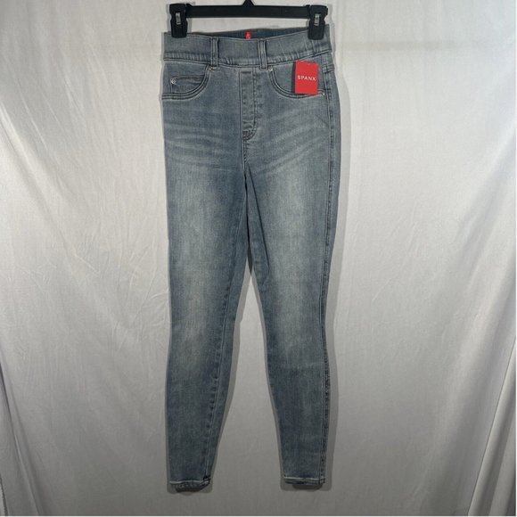 NWT $128 Spanx [ XS ]‎ Distressed Skinny Jeans in Light Vintage Wash Blue - Picture 3 of 15